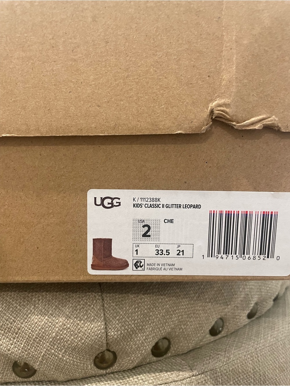 UGG Kids Chestnut Glitter Patterned Shearling Boot - Picture 13 of 13
